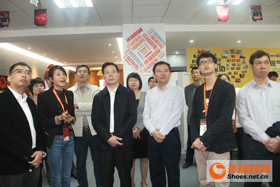 泉州組織部長陳沈陽蒞臨訊網科技視察